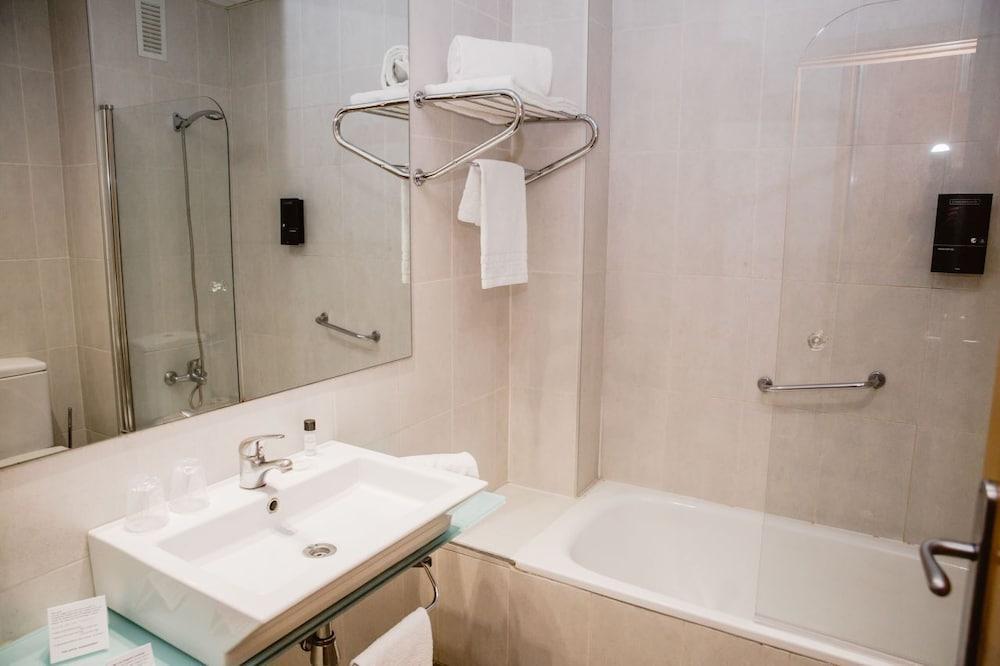 Hotel Salvevir Ejea De Los Caballeros Ngoại thất bức ảnh