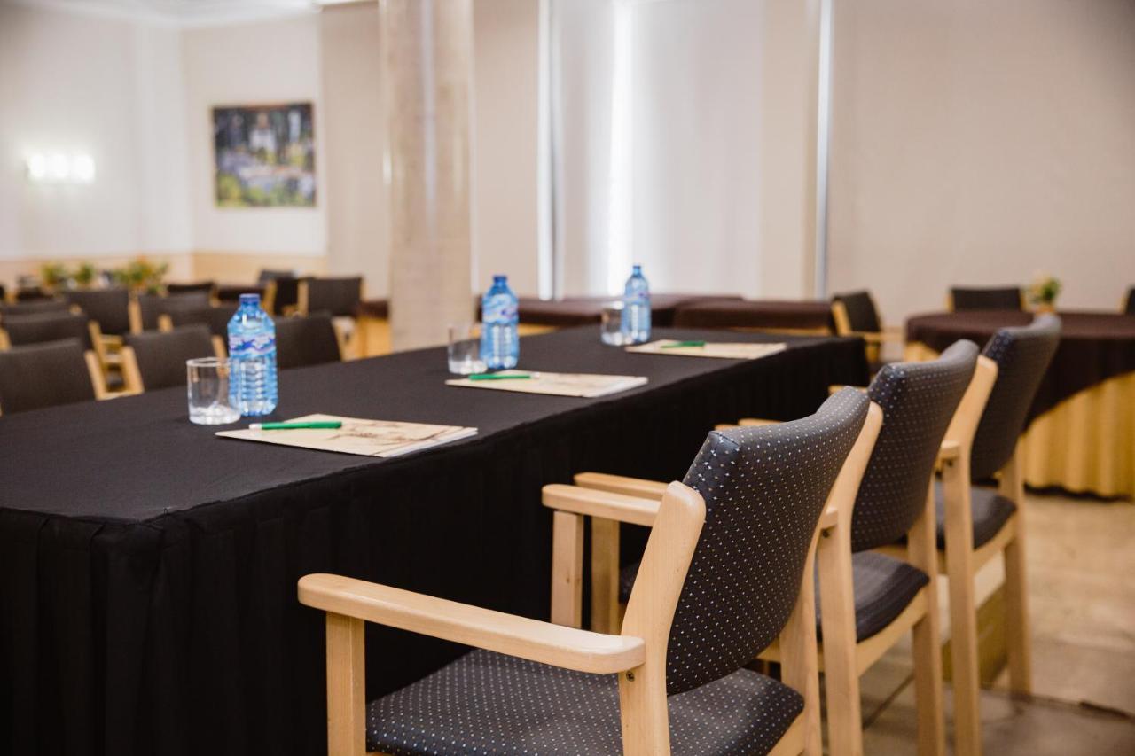Hotel Salvevir Ejea De Los Caballeros Ngoại thất bức ảnh
